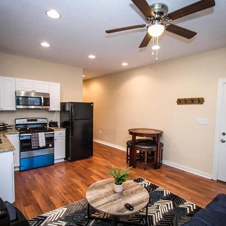 Hackberry St #A Renovated 2Br/2Ba Near Downtown Apartman San Antonio Kültér fotó