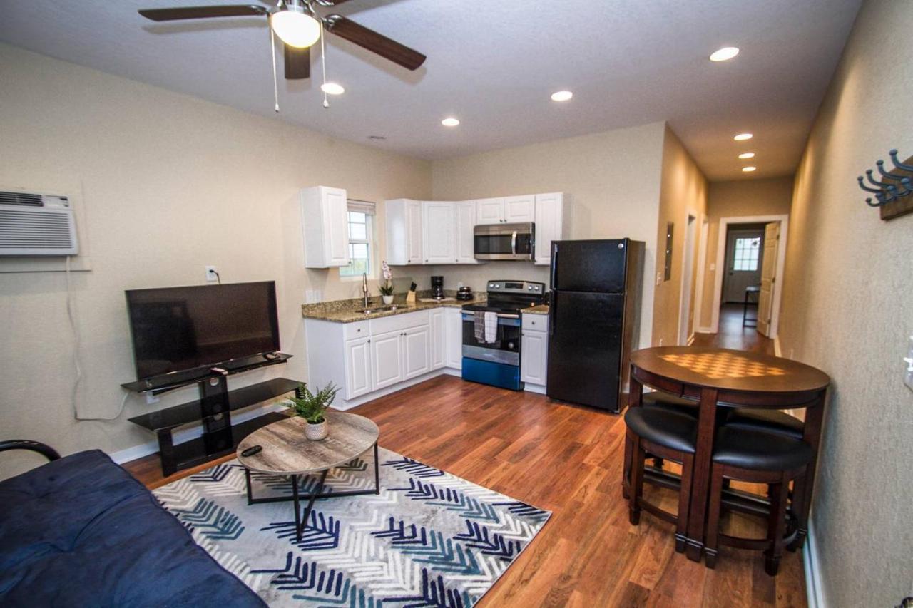 Hackberry St #A Renovated 2Br/2Ba Near Downtown Apartman San Antonio Kültér fotó